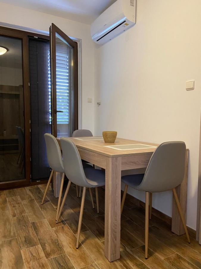 מאלינסקה Apartments Simoneta מראה חיצוני תמונה