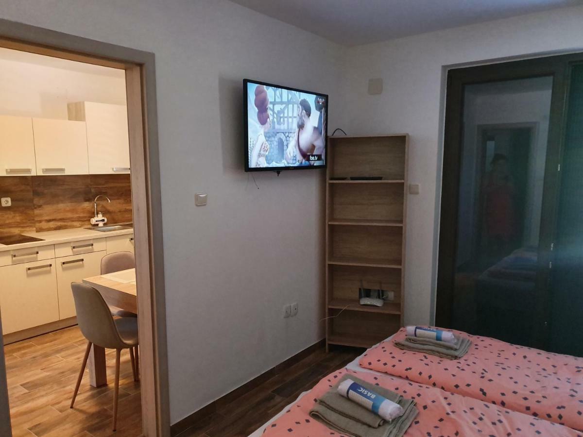 מאלינסקה Apartments Simoneta מראה חיצוני תמונה